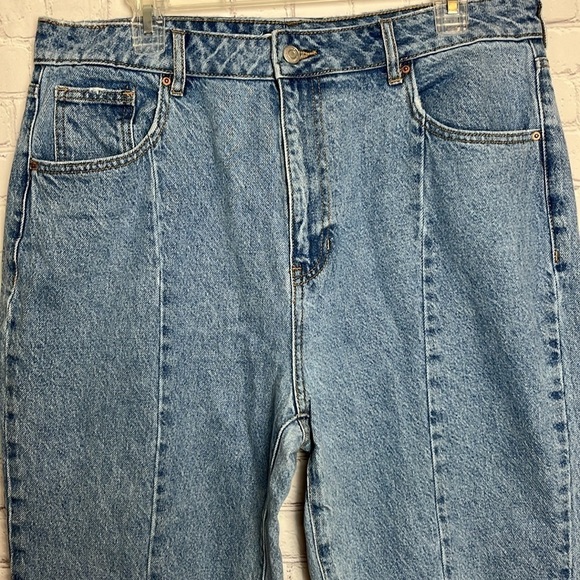 PacSun Front Seam Mom Jeans - Picture 2 of 13